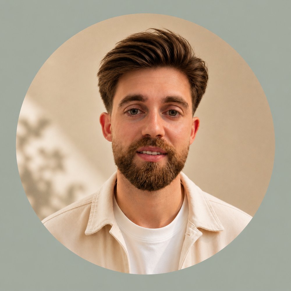 Jonas Warnecke — Host des Podcasts Fachlich. Menschlich.